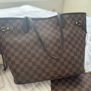 Louis Vuitton Neverfull MM